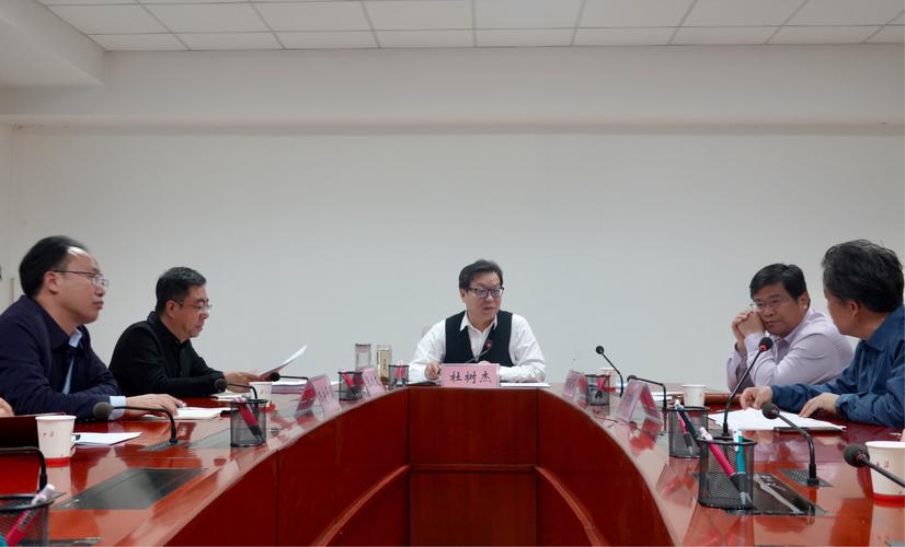 杜树杰调度研究市重点文化场馆及邯郸城市大学建设工作